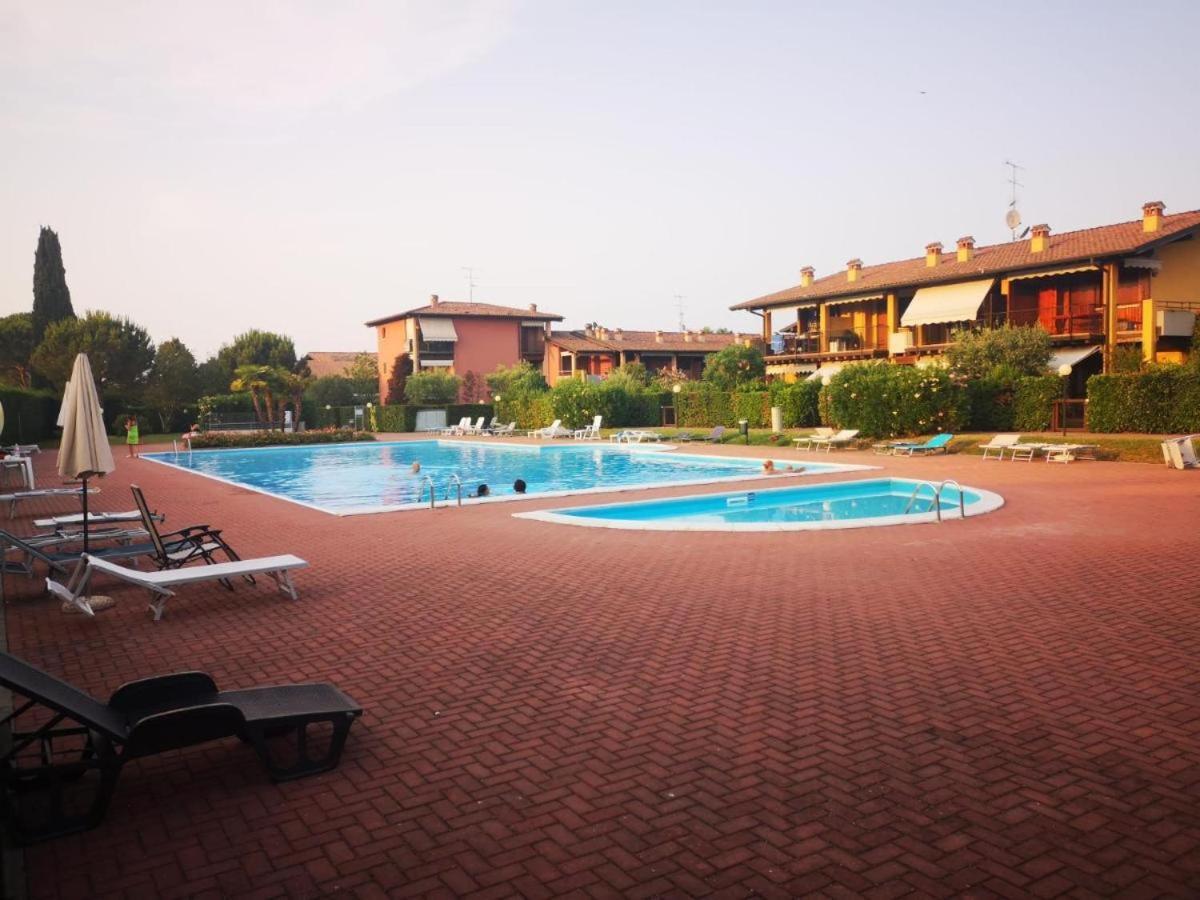Gardappartamenti Cascinale Pool Desenzano del Garda Exterior photo